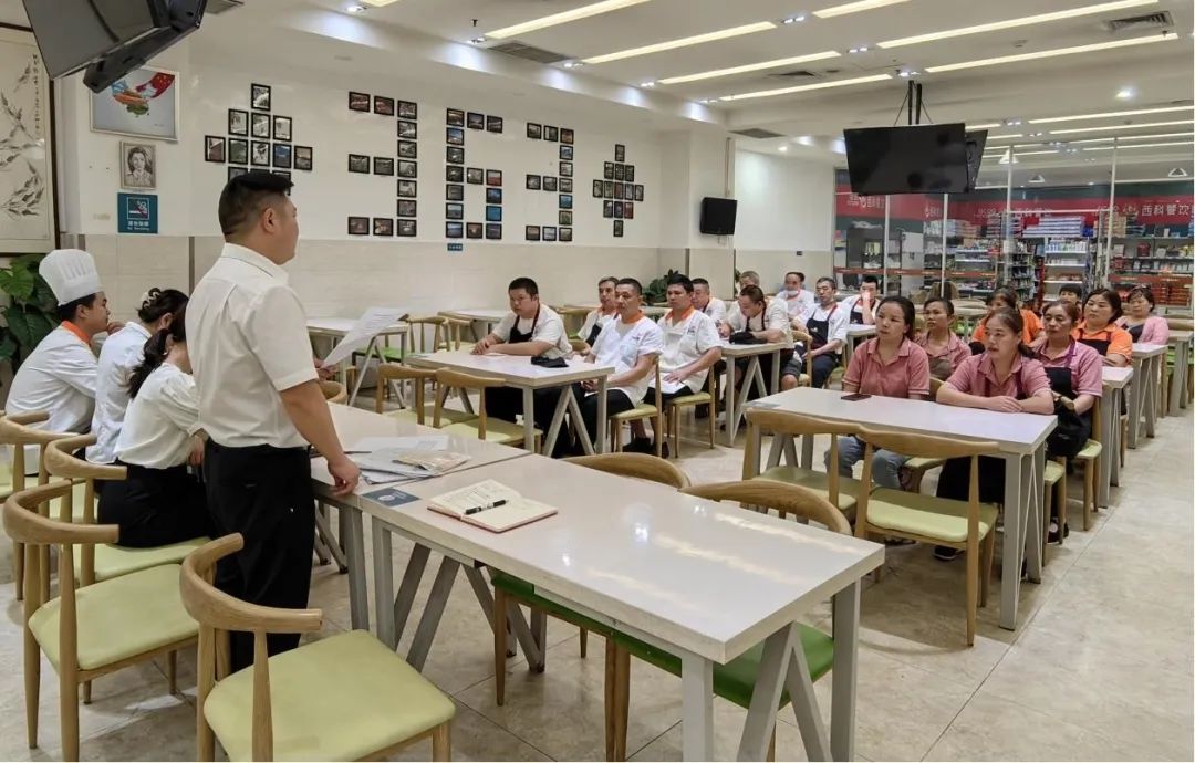 严守清静关！mg不朽情缘餐饮集团开展秋季食堂清静专项检查事情